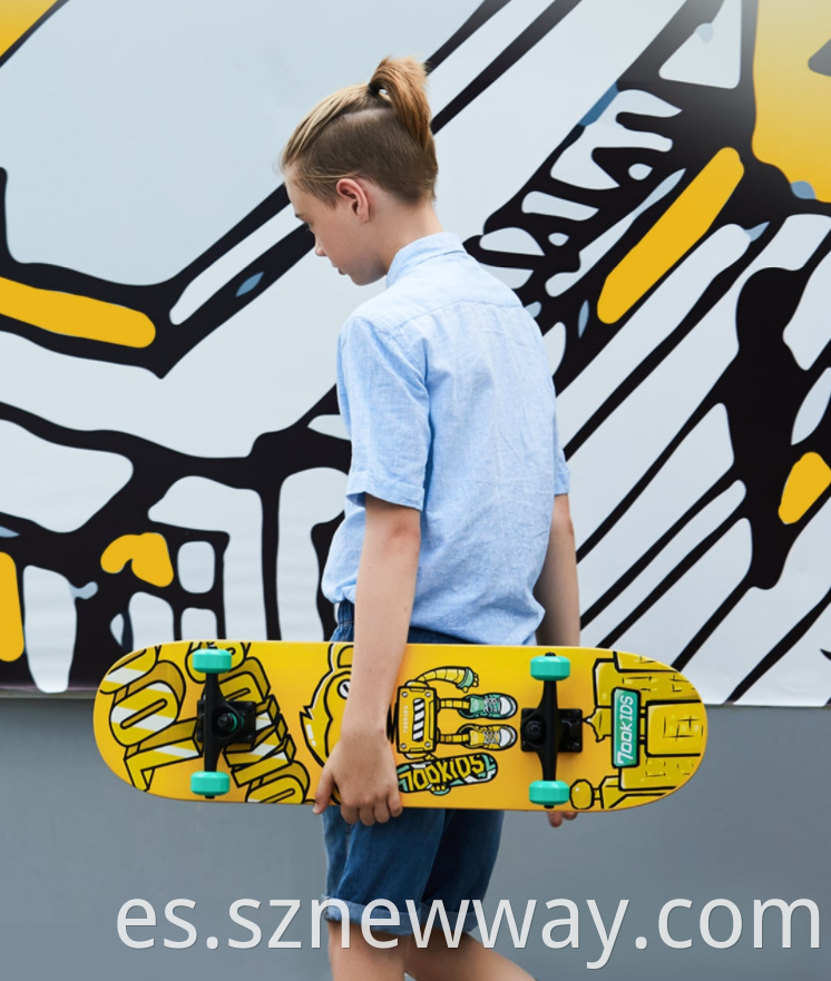 700kids Children Skateboard